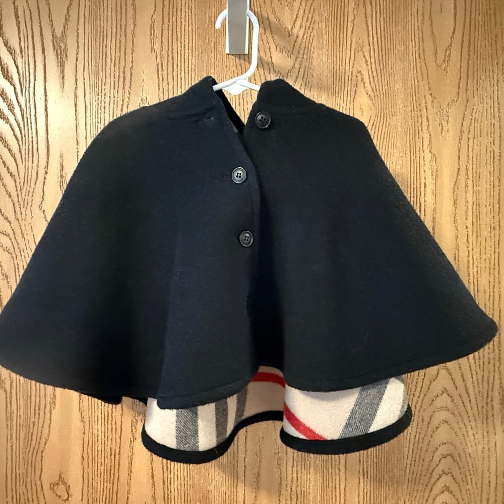 Burberry Black Cape Jacket with Hood